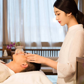 成都成华YanYan养生馆秉持“客户至上”的服务理念